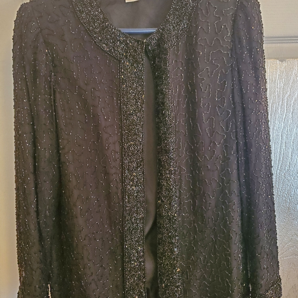 BLACK SEQUINED EVENING JACKET S 8 BY Lawrence Kazar. - Picture 7 of 7